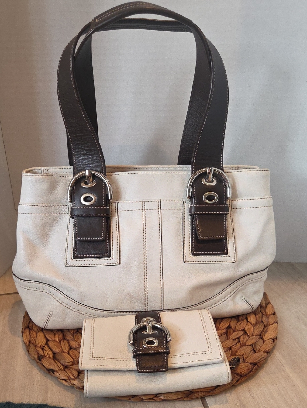 Women's Coach Soho Clutch Two-Tone Cream and Brown Leather Clutch and Wallet Set
